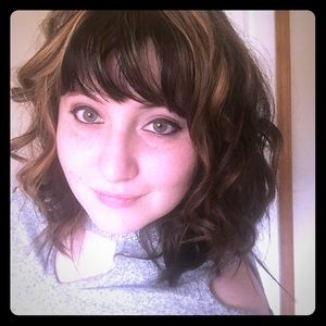 Meet your Posher, Marissa